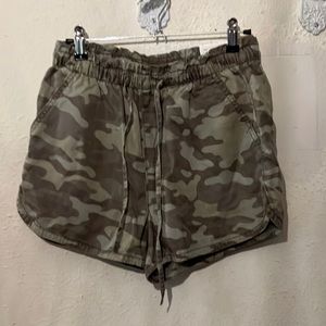 American eagle outfitters high rise lyocell camo shorts